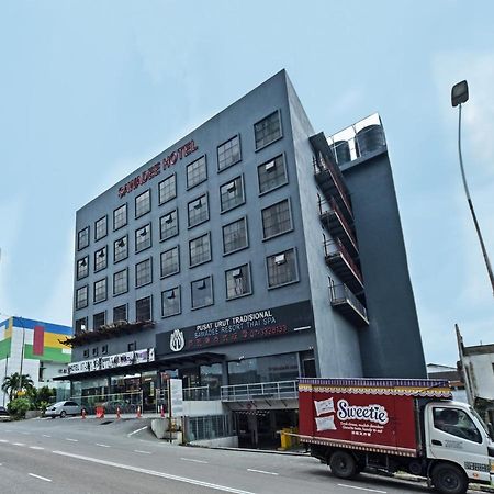 Capital O 90130 Sawadee Hotel Джохор-Бару Екстер'єр фото