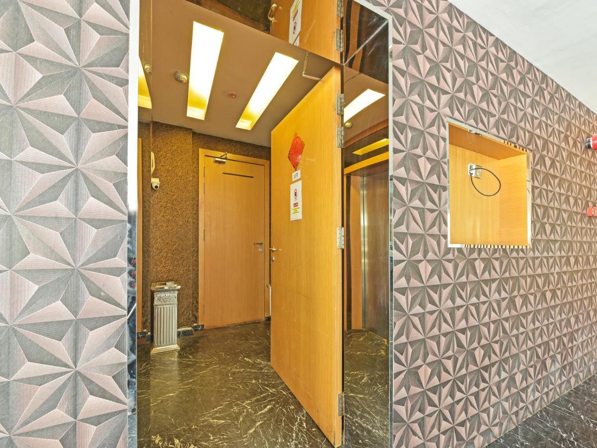 Capital O 90130 Sawadee Hotel Джохор-Бару Екстер'єр фото