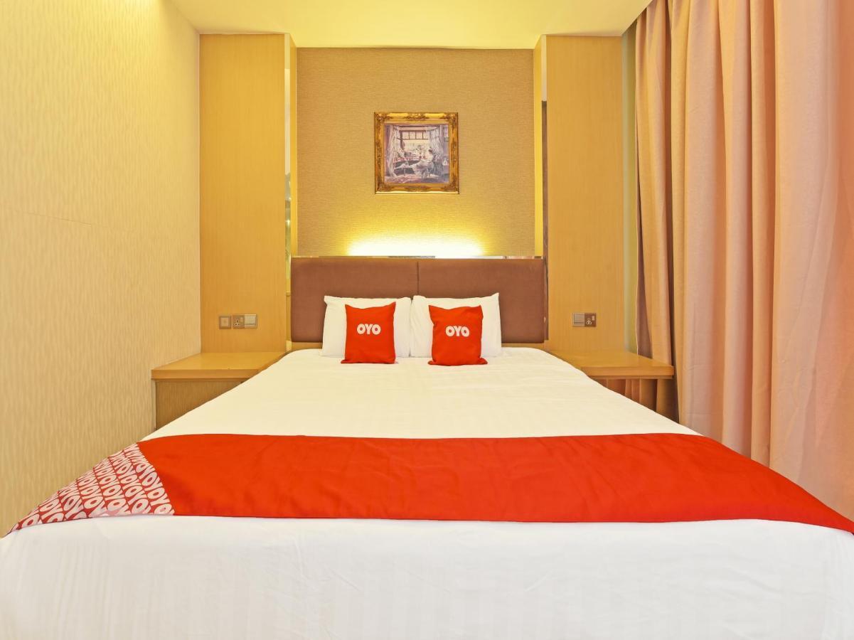 Capital O 90130 Sawadee Hotel Джохор-Бару Екстер'єр фото
