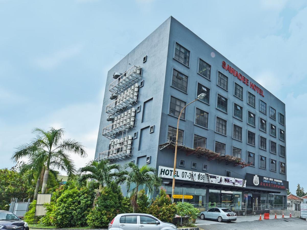 Capital O 90130 Sawadee Hotel Джохор-Бару Екстер'єр фото